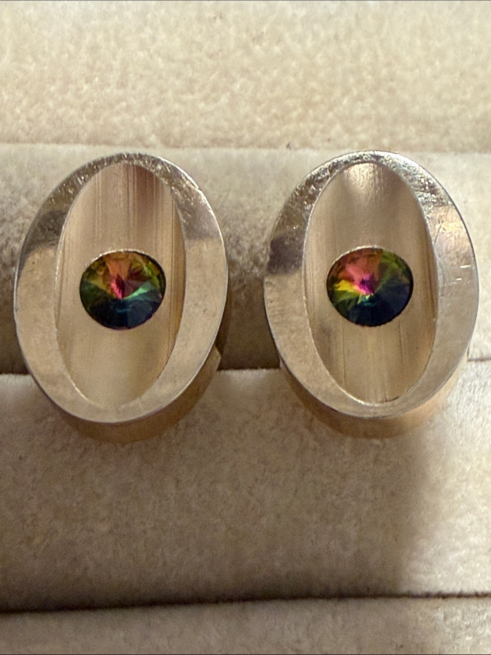 Vintage Sarah Coventry Gold-Tone Oval Cuff Links with multi color crystal center